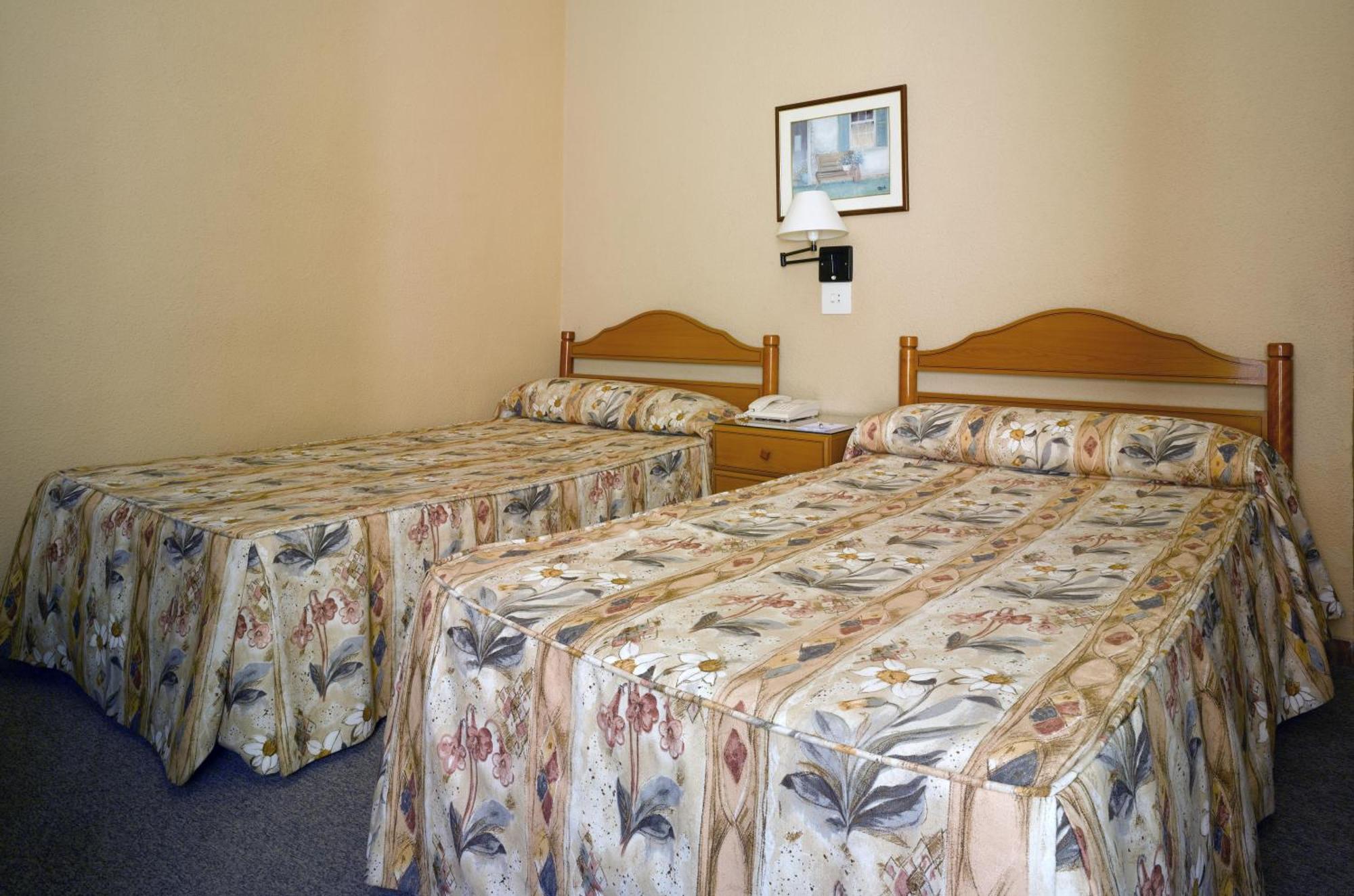 Balneario De Archena - Hotel Leon Room photo